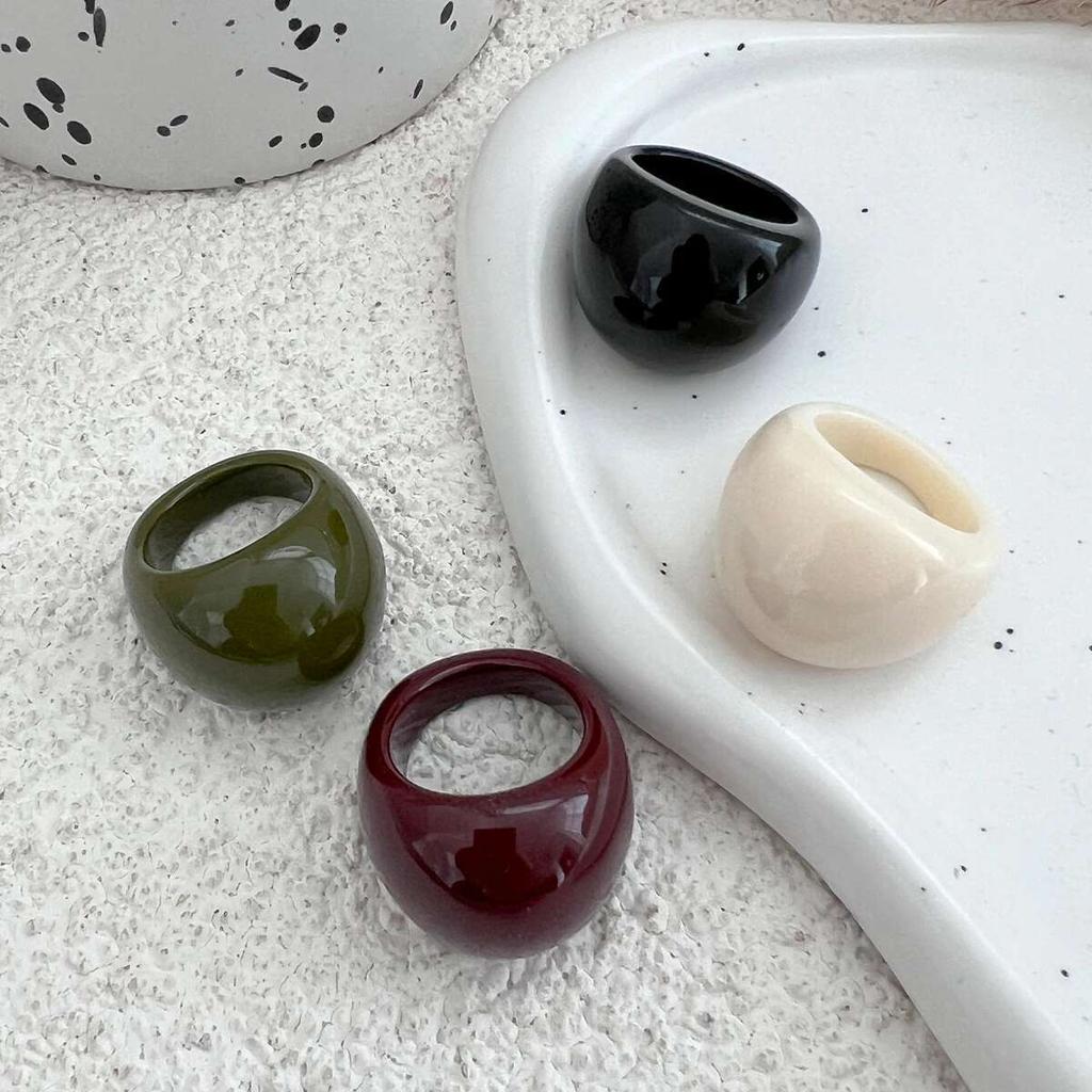 Ingemark 4 Farben Boho Kpop Harz Acryl Unregelmäßige Fingerringe für Damen 2026 Neuer Trend Vintage Knöchelringe Y2K Schmuck Geschenk