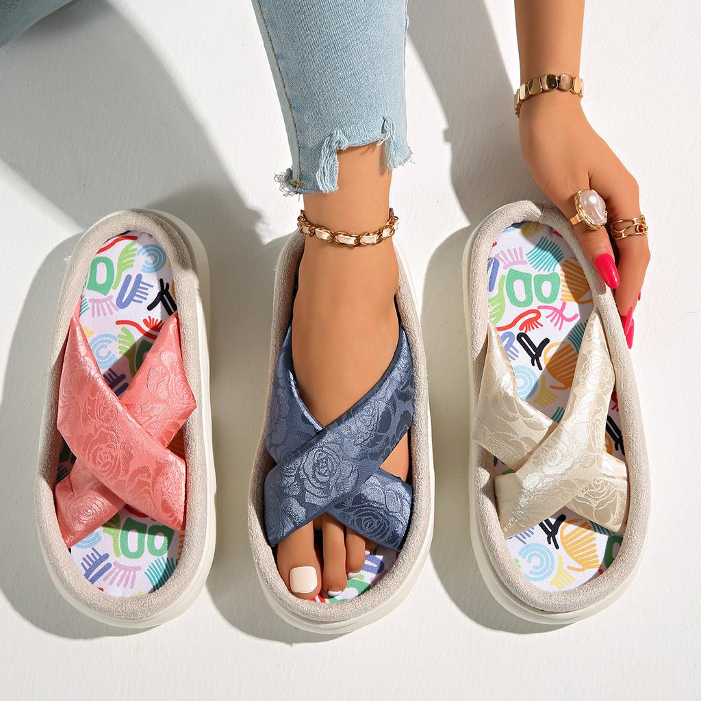 Fashion Women Slippers 2025 Summer Brand New Sandals Platform Luxury Women Shoes Fashionable Graffiti Outdoor Slippers Slides Women