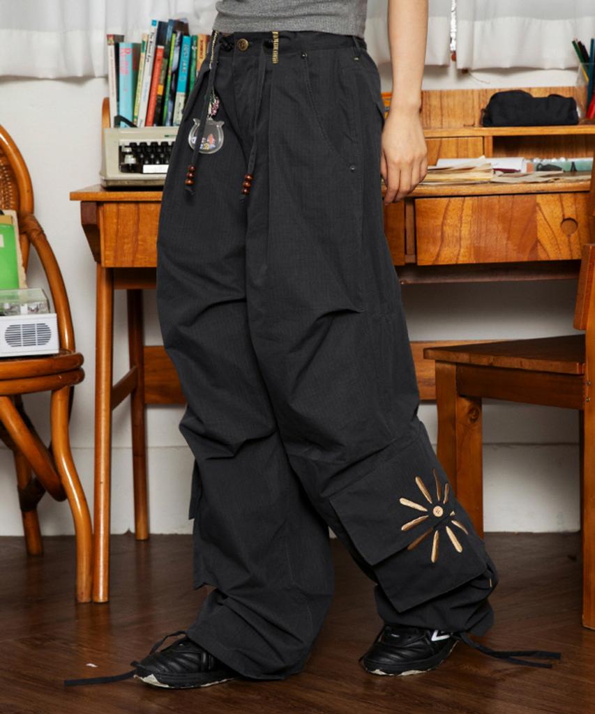RuNaKi'Hu' Wxp002 Sunflower Cargo Pants (Black)