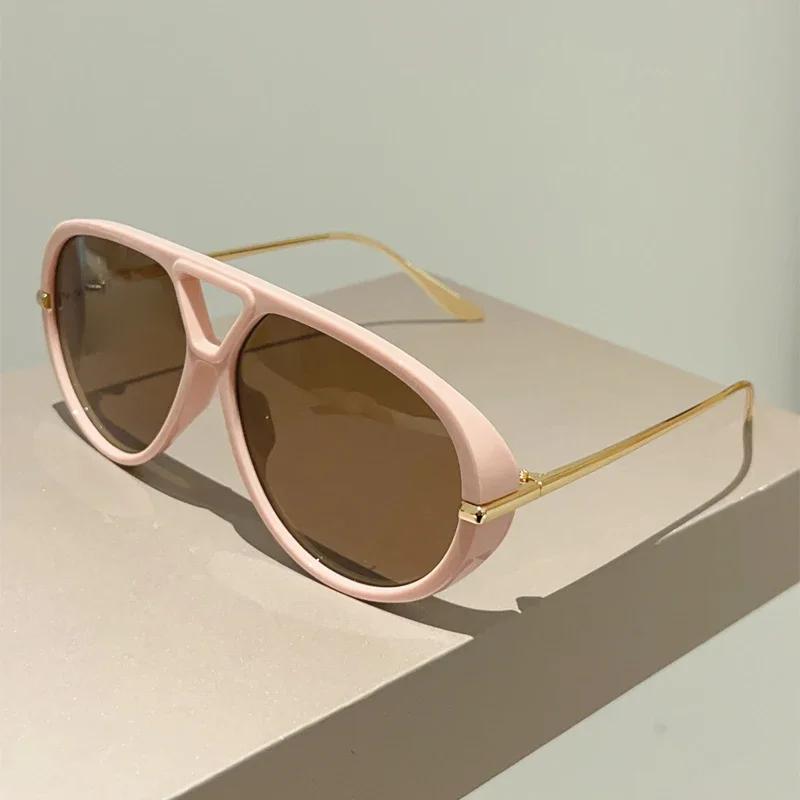 

Oversized Pilot Sunglasses New In Vintage Double Bridge Sun Glasses Women Trendy Luxury Brand Design Outdoor Shades Glasses 1PC