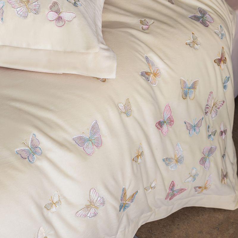 G5Z Luxurious Winter Fleece Bedding Set - Double-Sided Four-Piece: Bed Sheet, Duvet Cover, Flannel Coral Fleece
