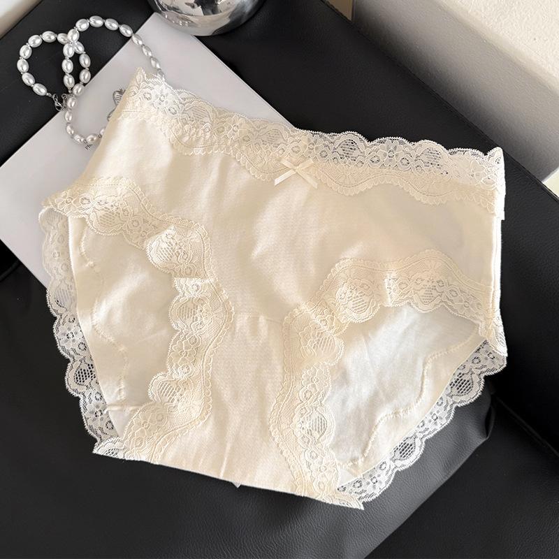 Ladies Spring and Autumn New Sexy Lace 10A Bacteriostatic Briefs