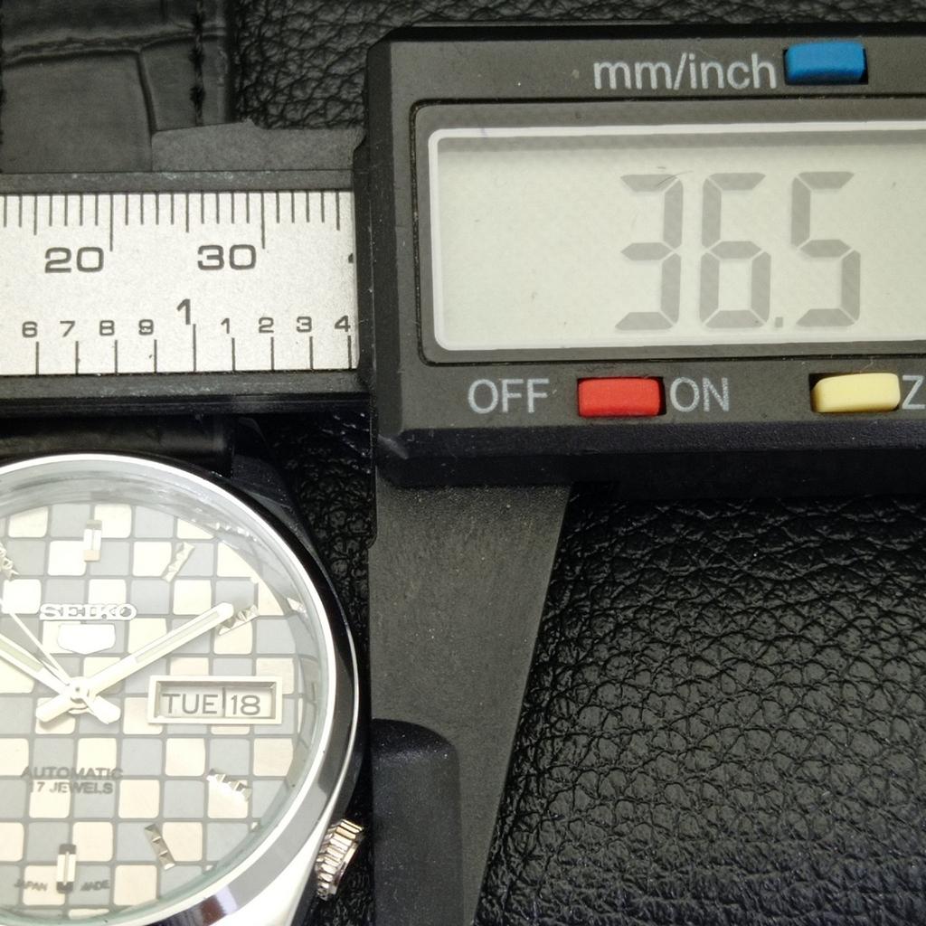 JAPAN VINTAGE SEIKO 5 AUTOMATIC REFURBISHED MENS GREY COLOR DIAL WATCH A440456-4 Sk-a440456