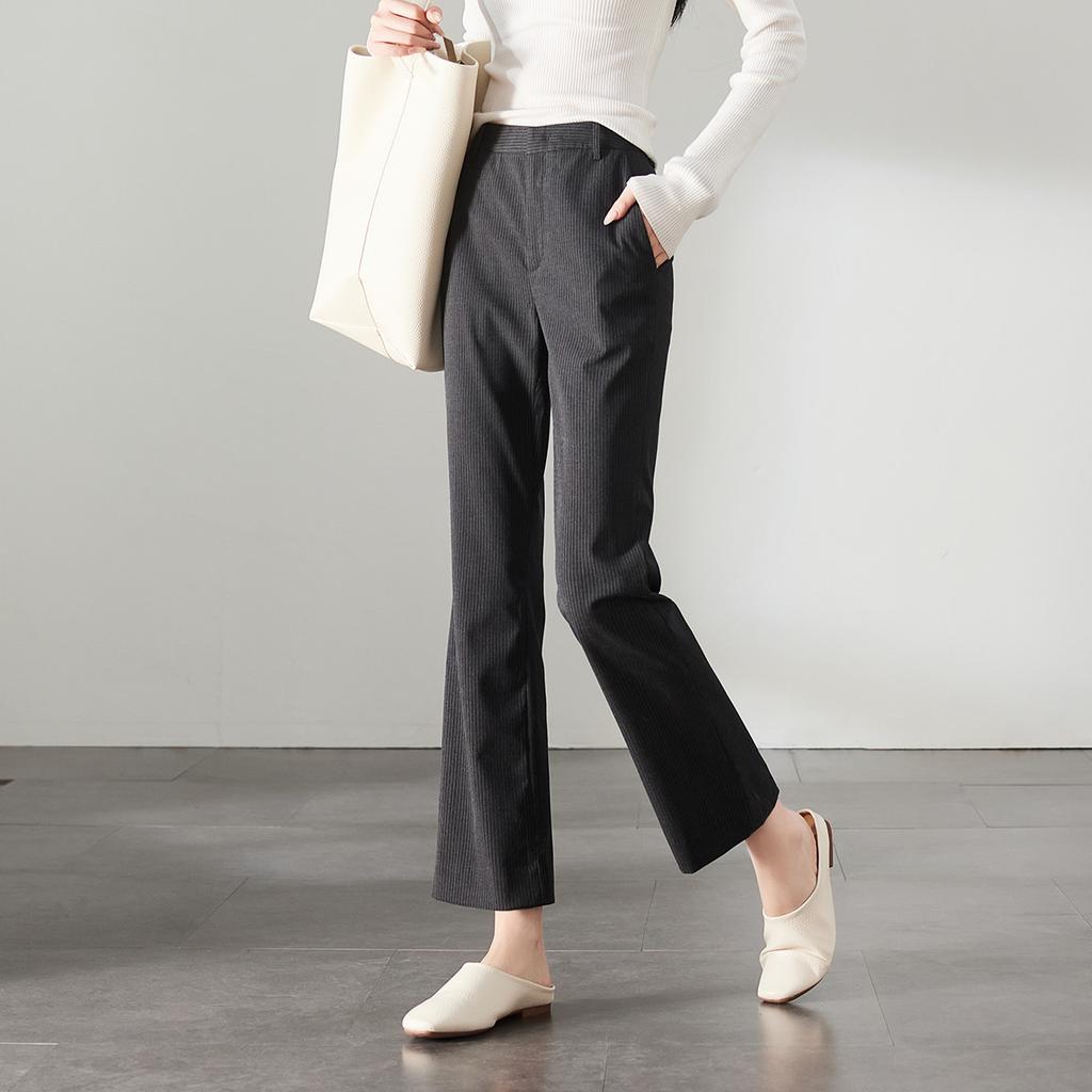 Minimalist Commuting Striped Flared Pants for Women