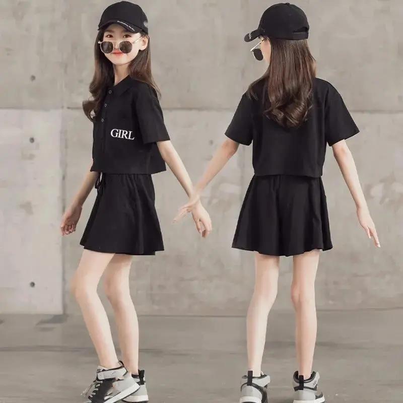 Girl's Summer Sports and Leisure Suit Middle and Older Children Solid Color Short Sleeve T-shirt + Shorts Two-piece Set