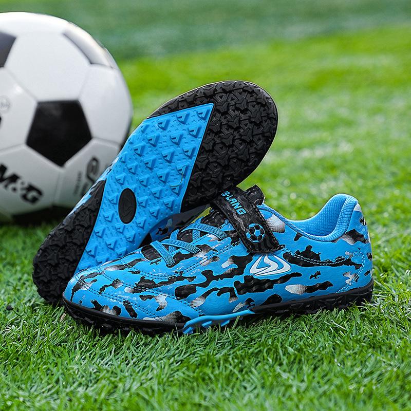 

Мальчики и девочки футбольные бутсы новые мальчики камуфляж липучка студент женщины сломанные ногти соревнования тренировочные бутсы 28
