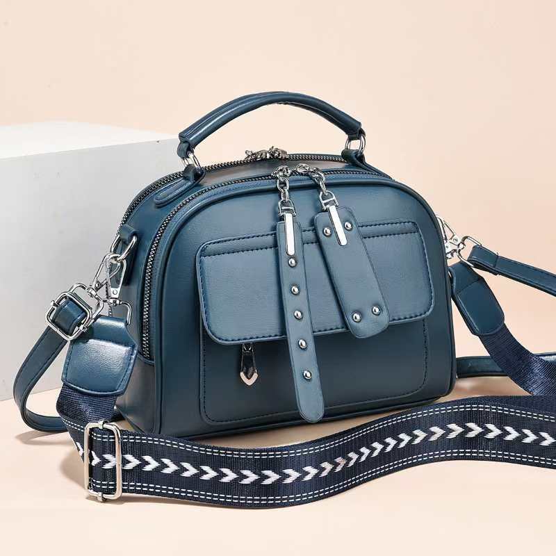New brand shoulder Bag for 2025 luxury designer handbag women Handbags leather Printed monogram single shoulder straddle bag