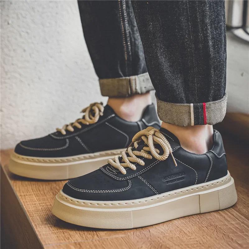 "2024 Retro Leather Low-Top Outdoor Workwear Sneakers - Breathable, Thick-Soled, Trendy Korean Men's Shoes for Spring and Summer"