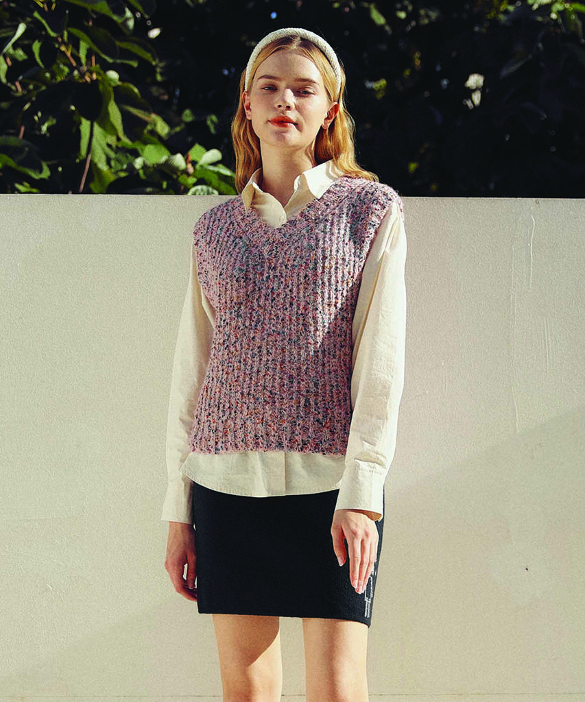 Molly'S Moment Wool Blend Bubble V-Neck Vest Pink