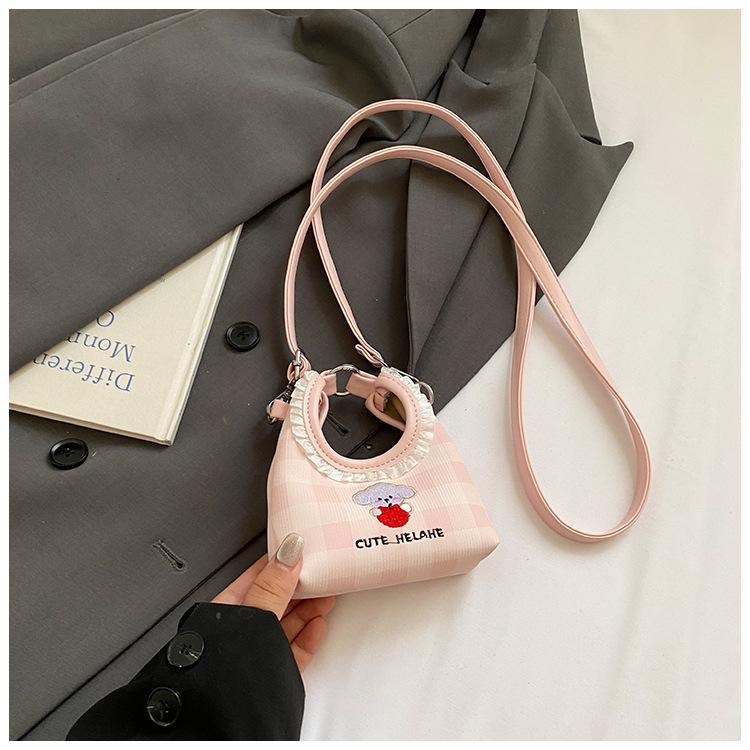 Korean Version Ins Cute Girl Bucket Bag 2025 Summer Puppy Fashion Casual Shoulder Bag Trendy Portable Women's Bag