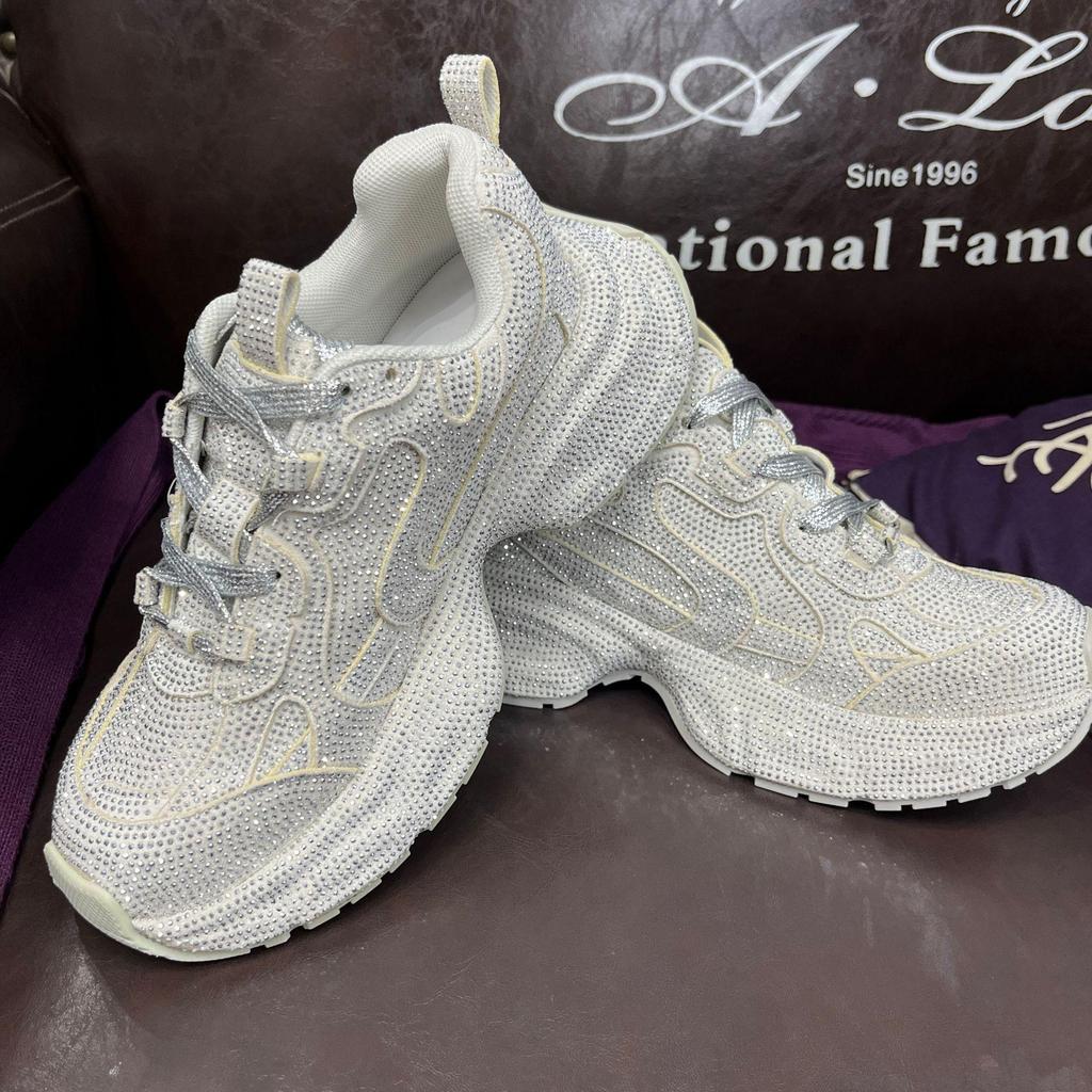 European Style Wenzhou Full Diamond Thick-Soled Dad Sneakers: Trendy Low-Top Height-Increasing Casual Sports Shoes