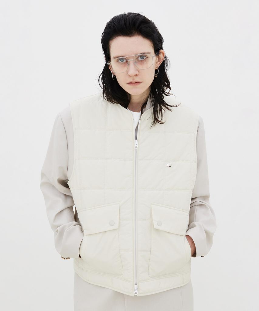 Iey Cross Quilting Vest Ivory