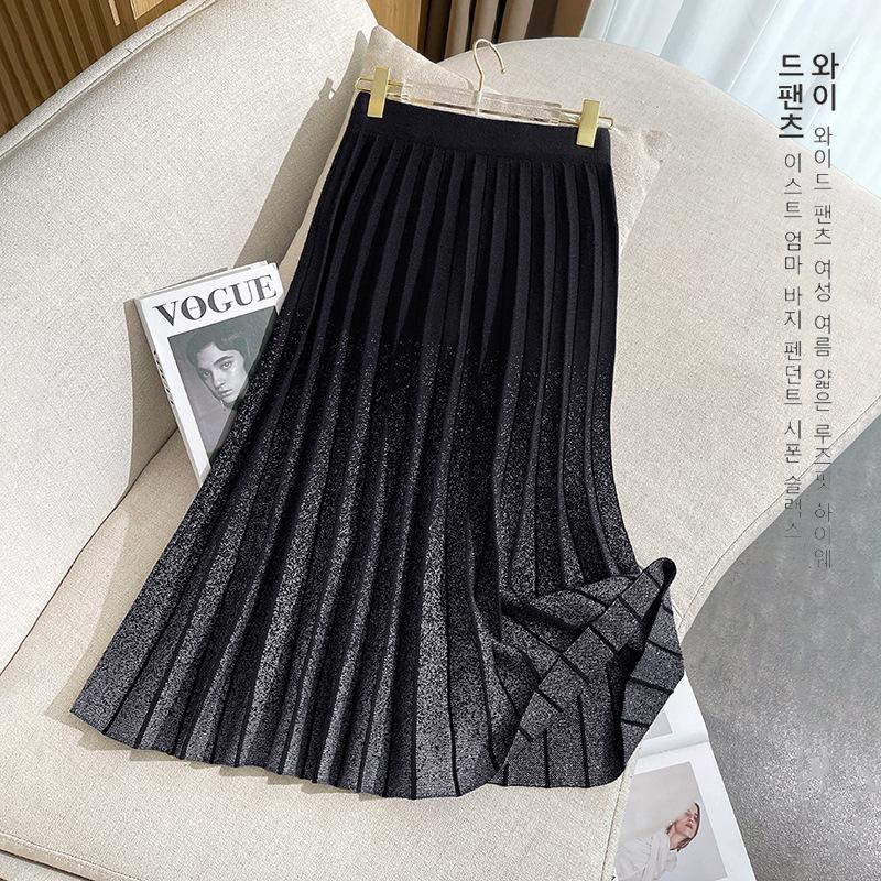 Autumn and Winter Mid Length Knitted Pleated Skirt with Elastic Waist Gradient Skirt