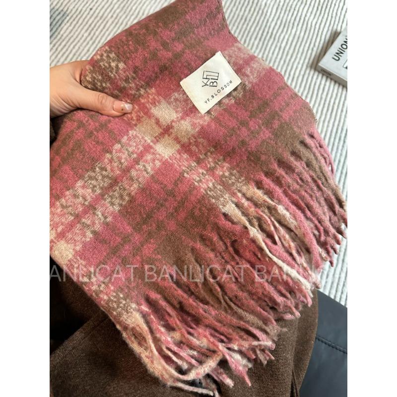 

Winter rose pink scarf women s high-end imitation cashmere shawl simple and versatile Christmas scarf
