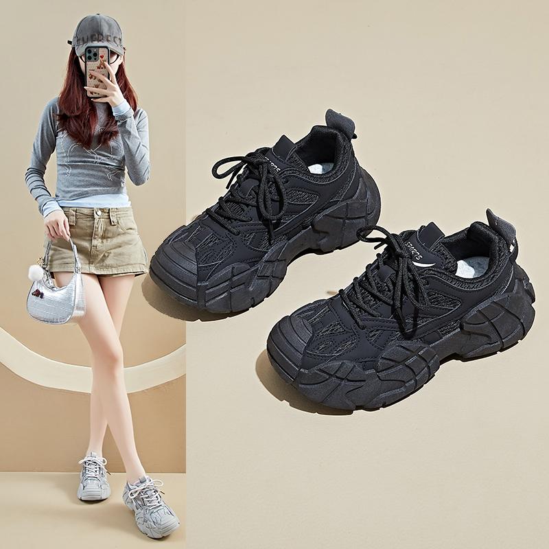 Fashion 2025  Must-have for women Man Casual Sports Shoes Clean Lines Classic Shoe Shape Simple and Versatile with A 5cm Height Increase