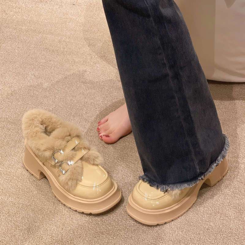 Mary Jane small leather shoes women's British style 2025 autumn and winter new platform Internet celebrity warm fluffy cotton shoes