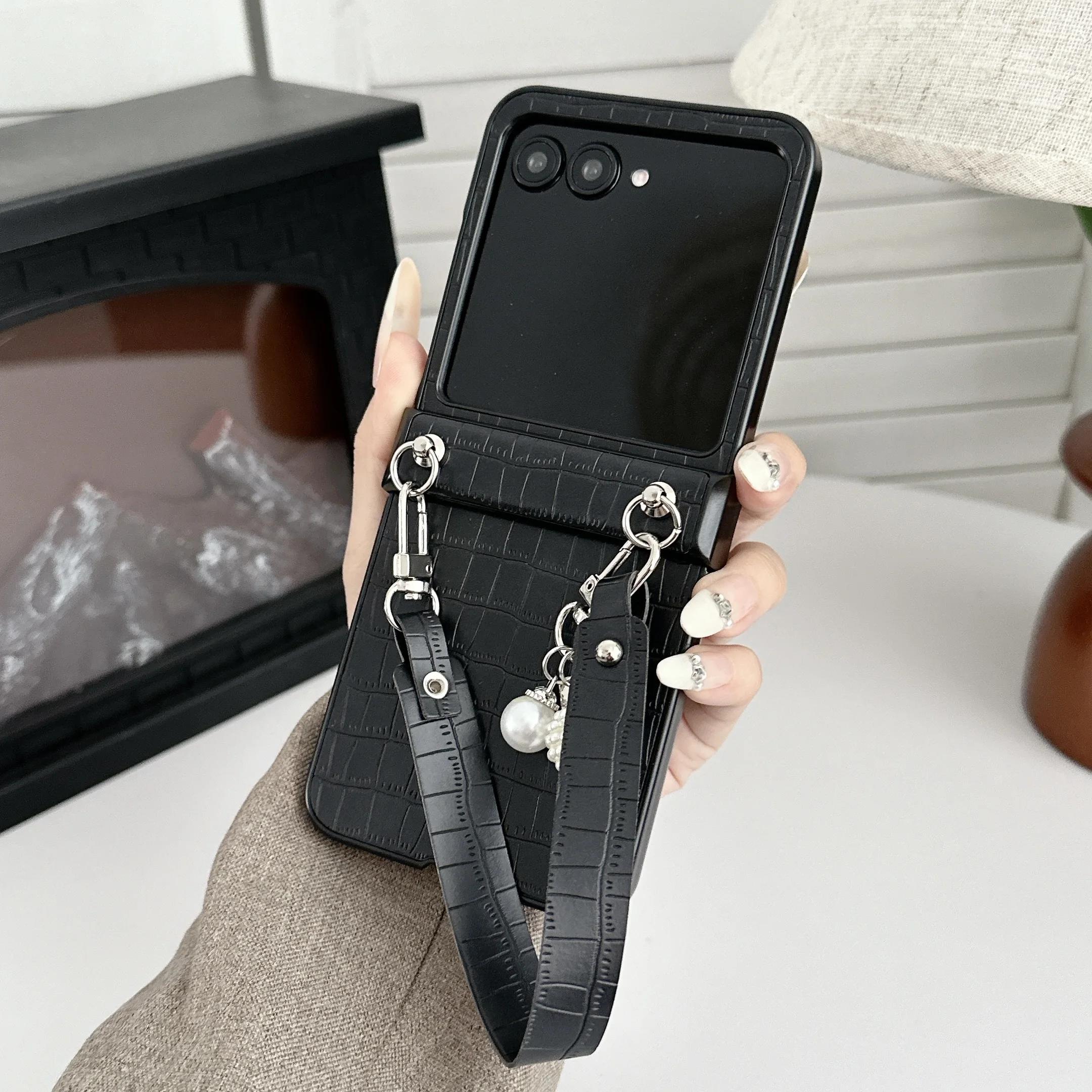 

Шкіряний ремінець на зап ястя з візерунком алігатора Чохол для телефону Motorola Razr 60 Pro 50 Ultra Mooto Razr 40 Протиударний чохол Moto Razr 40 чорний
