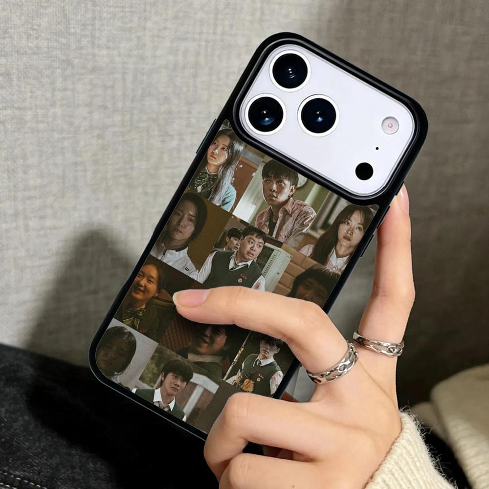 Capa Case for iPhone 17 Air 16 Pro Max 15 Plus 11 13 Mini 14 12 Back Phone Cover All of us are dead
