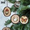 Mò Mò Wood Grain Embossed Stickers: Retro Floral Art Series, 6 Styles