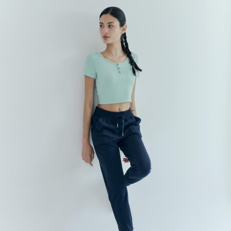 HuiT Ribbed Crop Inbra T shirT hTwTs3j18T