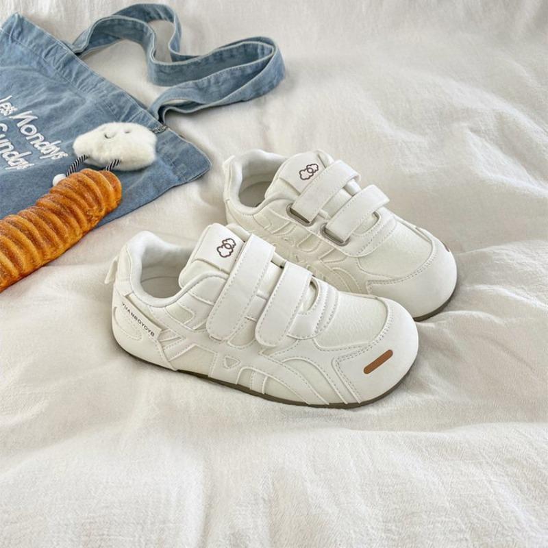 Velcro little white shoes women's autumn new versatile casual board shoes niche