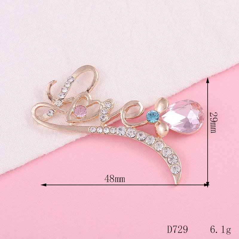 Ręcznie robione akcesoria do etui na telefon DIY: Inkrustowane diamenty, zawieszki w kształcie listu miłosnego i kropli wody dla stylowego piękna