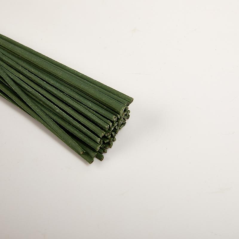 50PCS Artificial Flowers Pole Iron Wire Silk Roses Leaf For Wedding Home Decor DIY Wreath Gifts Scrapbooking Craft Fake Plants