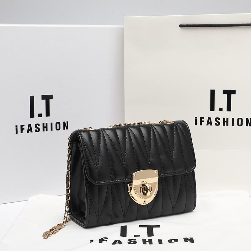 

Женская сумка вышивка цепочка сумка через плечо 2025 осенне-зимний модный тренд сумка-мессенджер маленькая квадратная сумка замок сумка для мобильного телефона чёрный