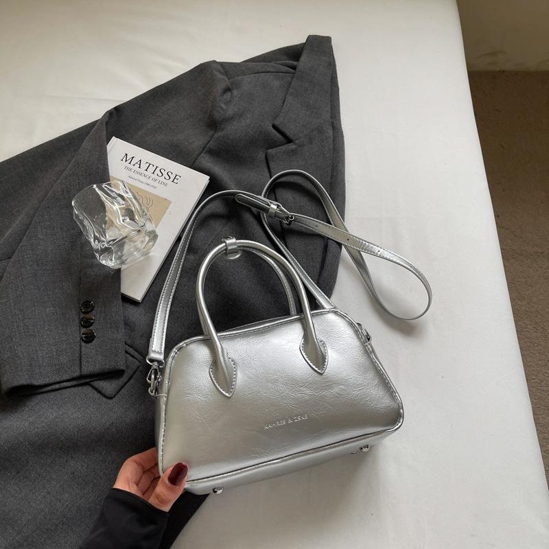 High-end portable small bag women's 2025 new Boston bag spring and summer shoulder bag trendy fashion versatile messenger bag