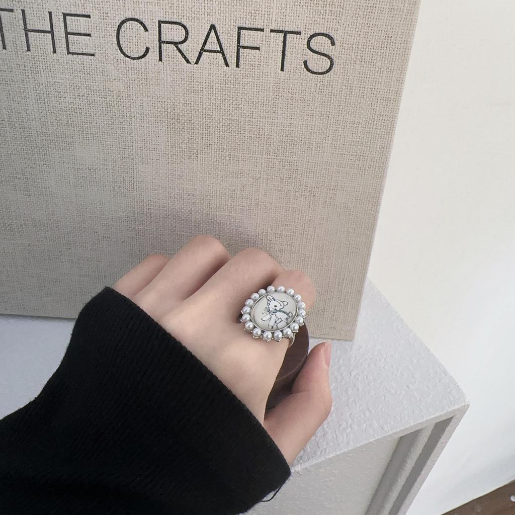 Ouyang Nana Style Korean Retro Pearl Deer Ring - Elegant & Versatile Fashion for Women
