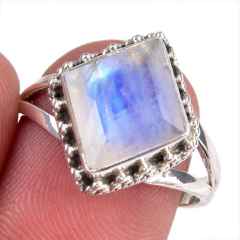 

Natural Rainbow Moonstone Gemstone 925 Solid Silver Jewelry Ring Size 7.5 y6r82