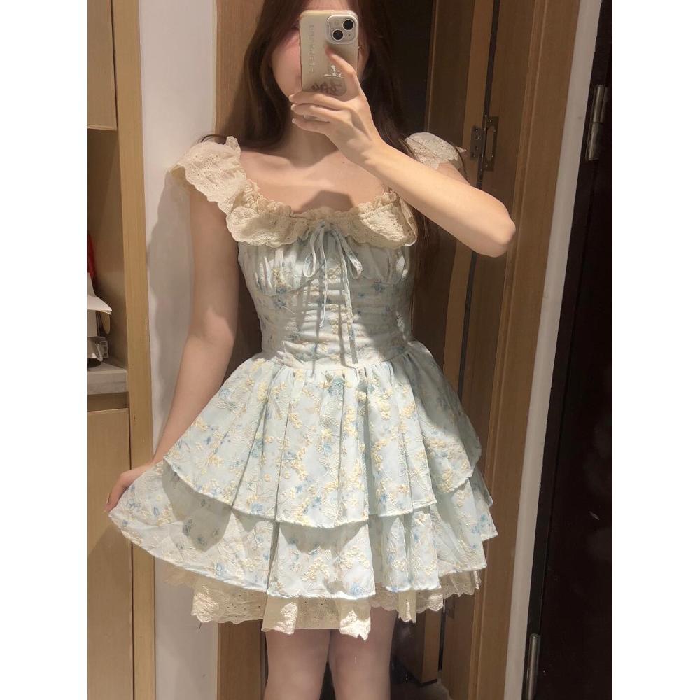 French sweet small flying sleeve floral dress women's summer casual new small waist princess fluffy short dress