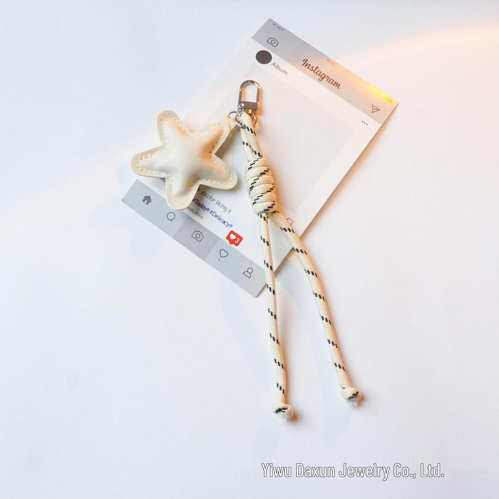 Cartoon Star & Heart Keychain Pendant – Cute Bag Charm & Small Gift