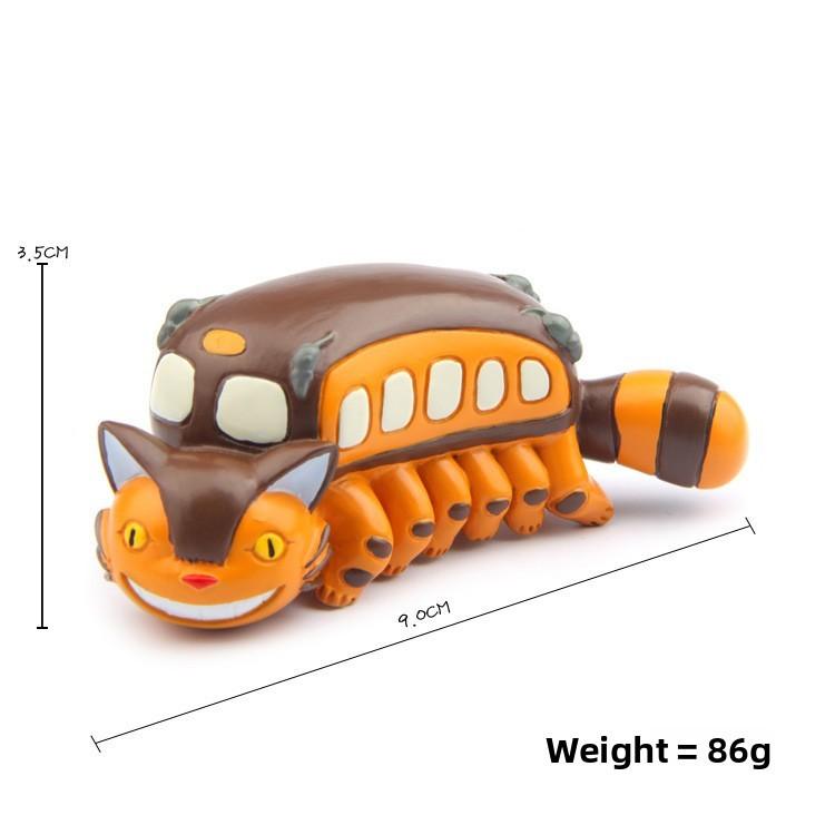 Kawaii Resin My Neighbor Totoro Model With Bus And Leaf Design For Home Decor