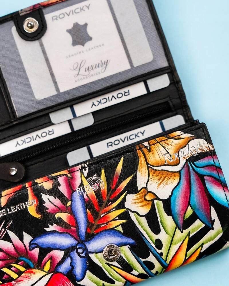 Large, Leather Women's Wallet with a Snap Closure - Rovicky