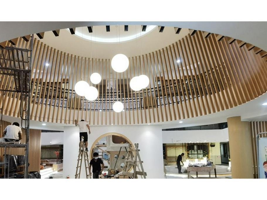 Acrylic Milk White Round Pendant Light - Modern Minimalist Frosted Ball Lighting for Store or Wedding Décor, 220V.