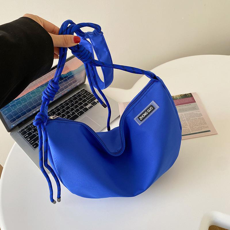 Casual Versatile Nylon Cloth Small Bag 2025 New Simple Large-capacity Messenger Bag Fashionable One-shoulder Dumpling Bag Women