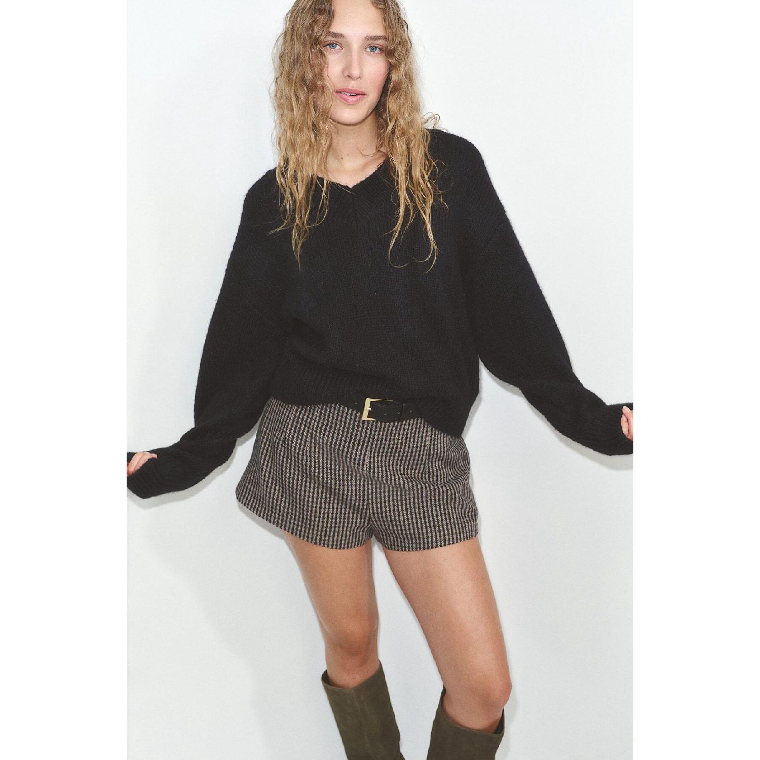 

V-neck Sweater S чёрный