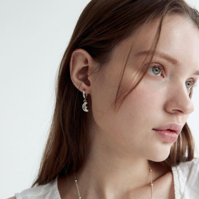 

salted Love moon earring Silver