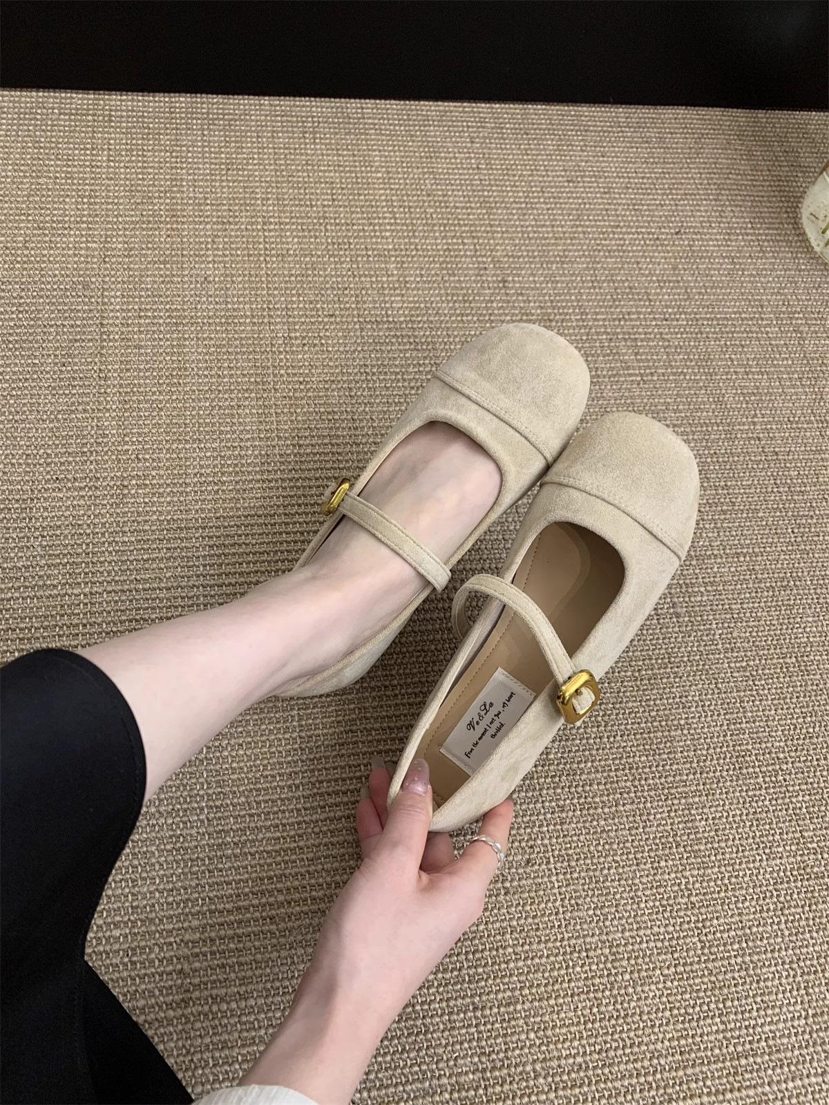 

Туфли женские Мэри Джейн квадратная голова фея ретро французские матовые французские туфли на плоской подошве 2025 осень новые одинарные туфли 35