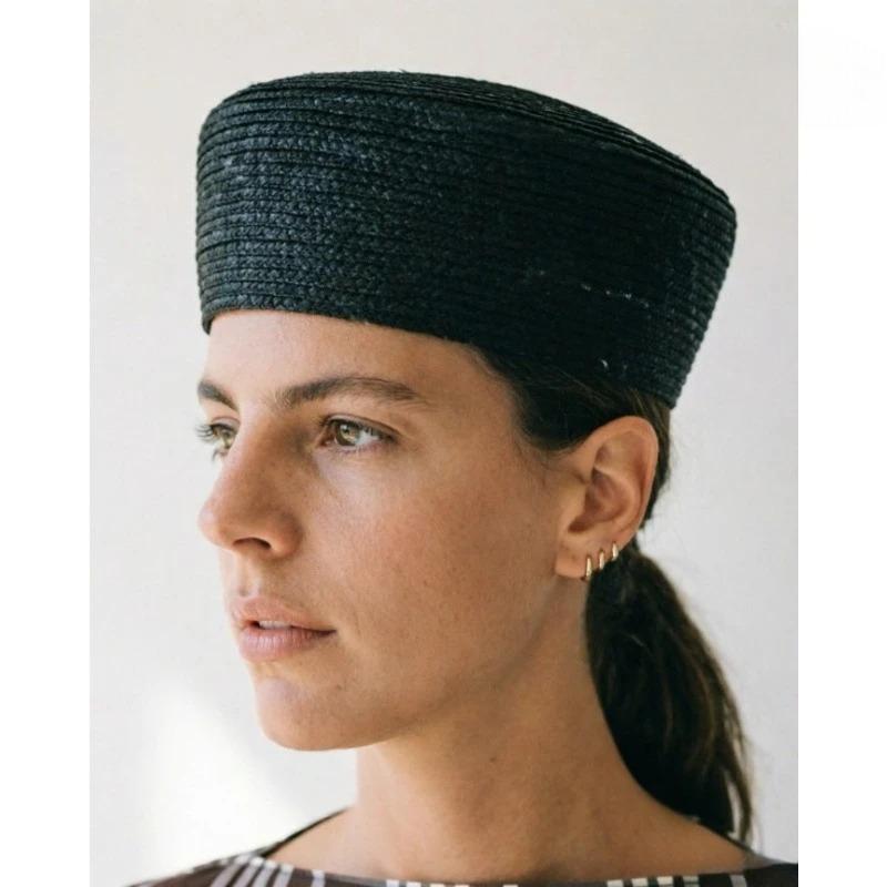 Dames 100% Natuurlijke Zwarte Tarwestro Platte Top Baret Dames Franse Handgeweven Strandstrohoed Kerk Derby Pillbox Hoed Fedoras Hoed