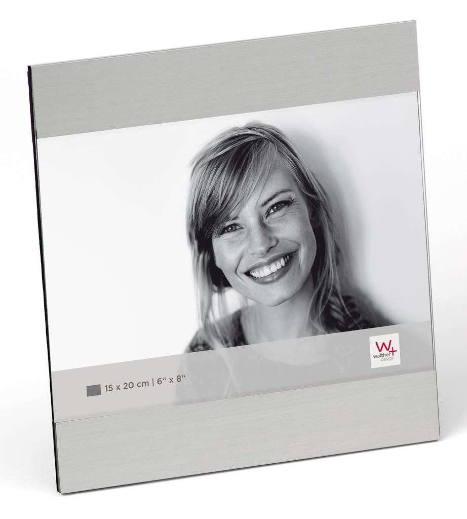 Ava Portrait Photo Frame