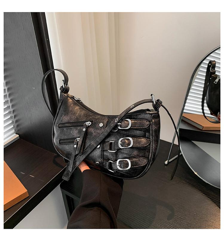 2023 Новый Сладкий И Крутой Девичий Мотоциклетный Клатч Модный Одноплечевая Сумка-пельмень Женская Модная Сумка Кросс-боди