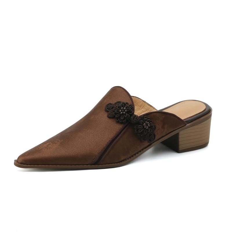 Fashion Women's New Spring/Summer Pointed Silk Cowhide Leather Embroidered Middle Heel Large Headed Muller Slippers