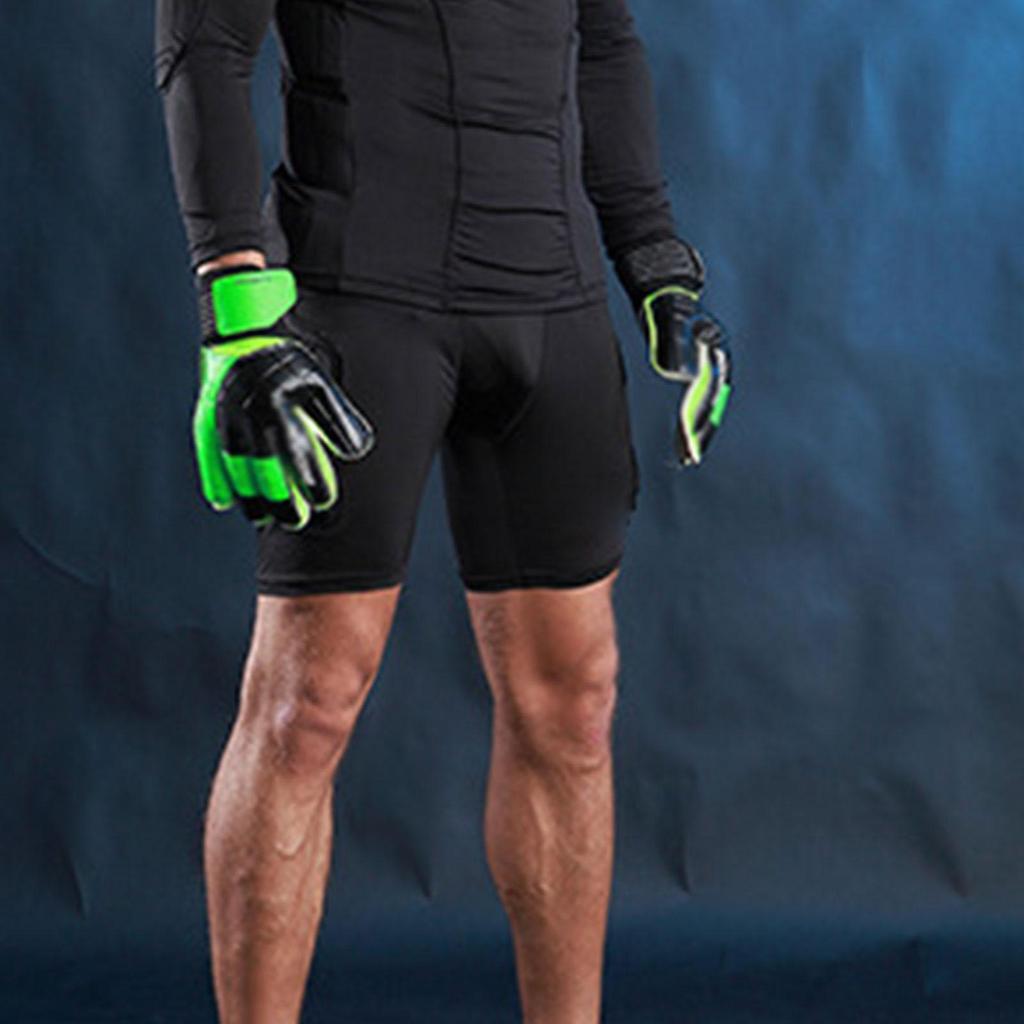 Comfortable And Multifunctional Thigh Protector Shorts with Foam Padding for Skating