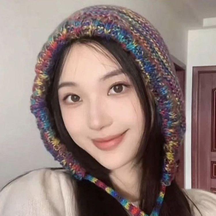 Autumn and Winter Colorful Woolen Hats for Women Korean Style Face Showing Small Knitted Hats with Straps To Keep Them Warm and Ear Protecting.