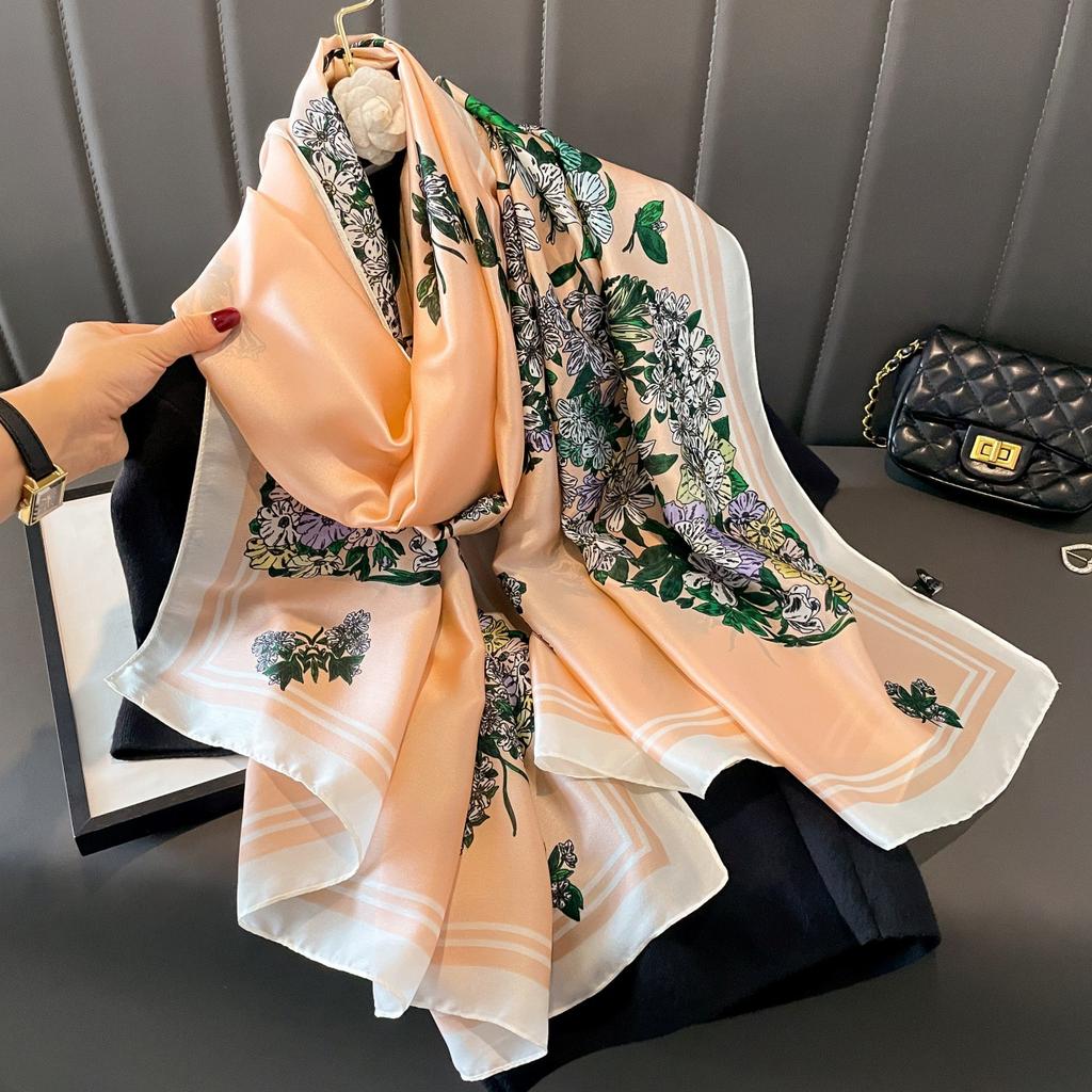 Lijin Satinschal weiblicher Schal dünn neuer Druck Frühling und Sommer Yangqi Mode Schal Mitfahrgelegenheit langer Seidenschal Schal Schal