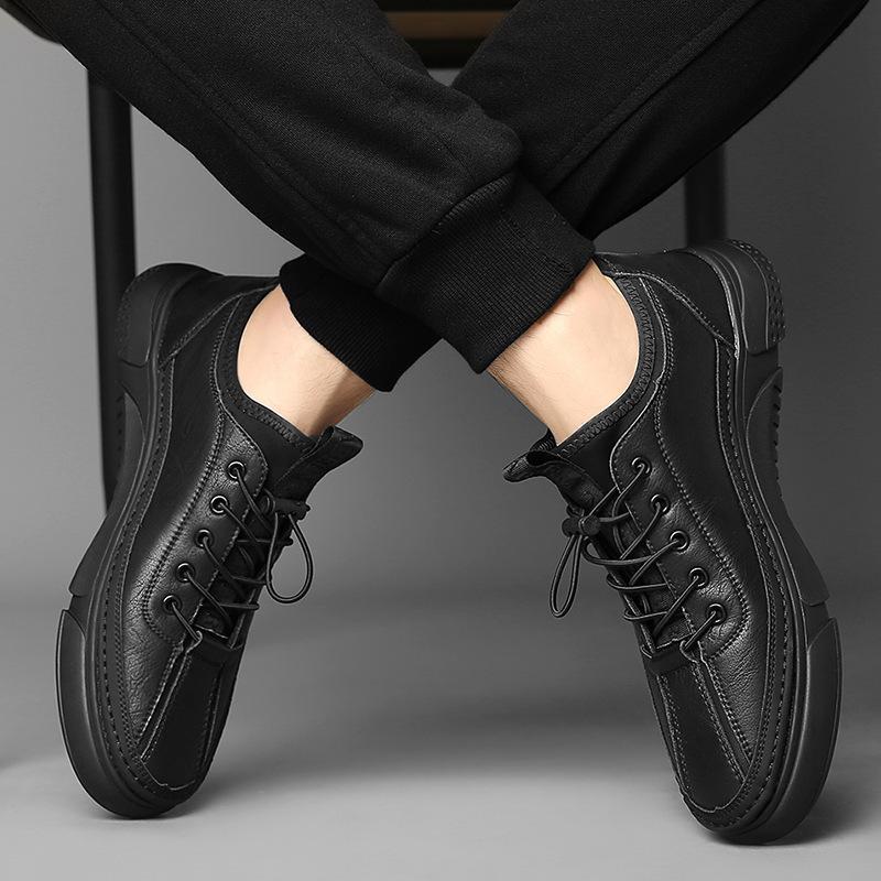 Men's Shoes 2025 Spring New Men's Leather Shoes Outdoor Travel Shoes Korean Version Soft Baseplate Shoes Retro Leather Casual Shoes
