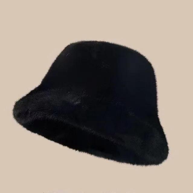 

Plush Fisherman Hat for Autumn Winter Warm with Extra Fleece Thickness Face-Slimming Versatile Fashionable Furry Hat for Women One Size