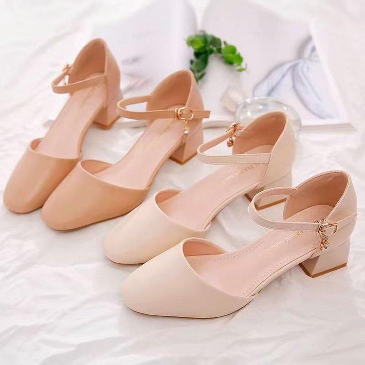 Half Bag Head Sandals Fairy Style Spring and Summer 2025 New Thick Heel Hollow Single Shoes Versatile One-word Buckle High Heels